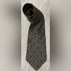 Palatina 100% Silk Grayish/Green Print Tie